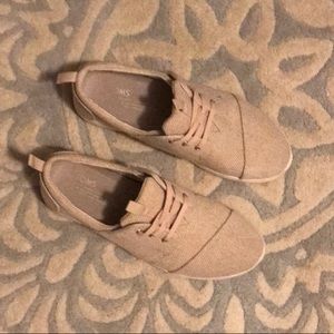 Toms Sneakers